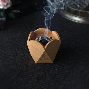 Quemador de incienso de madera de loto con forma de tulipán, soporte geométrico árabe para incienso Oud con taza de carbón metálica extraíble para uso con incienso. - Product Image 4