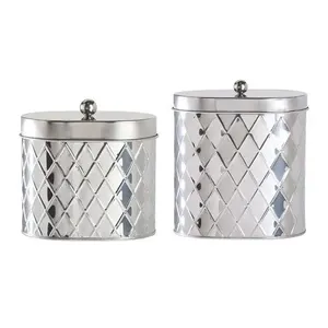 Grand récipient de cuisine hermétique en métal avec fermeture à clip, idéal pour ranger les pâtes, les céréales, la farine et les collations avec style. - Product Image 2