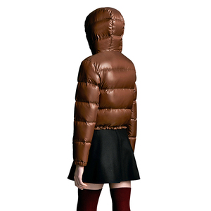 Veste d'hiver de haute qualité pour femmes, veste matelassée personnalisée, veste longue décontractée et chaude avec capuche - Product Image 2