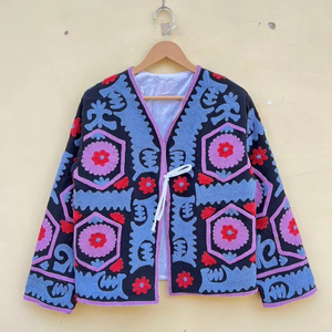 Veste kimono en velours faite à la main avec broderie de motifs oculaires |   Couette matelassée écologique respirante 100% coton séchage rapide automne/hiver - Product Image 1