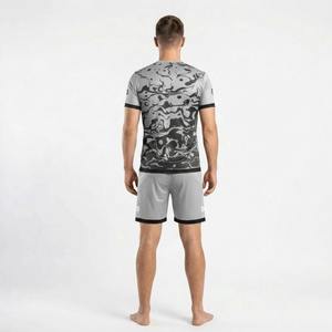 Fabrication en usine, uniforme de football respirant à séchage rapide, logo personnalisé, impression de haute qualité, uniforme de football pour adultes - Product Image 3