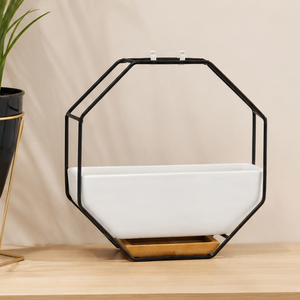 Maceta hexagonal moderna de metal para pared, maceta blanca de cerámica para suculentas, decoración minimalista para colgar en interiores y exteriores. - Product Image 2