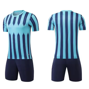 Conjunto de Entrenamiento de Fútbol Personalizado con Logotipo para Hombre, Camiseta de Manga Corta y Pantalones Cortos con Estampado de Sublimación de Líneas Dinámicas de Velocidad - Product Image 6