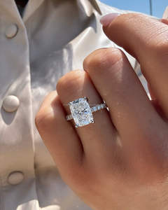 For GIA Certified Custom 18K Gold Rhodium Plating Engagement <b>Ring</b> <b>Cushion</b> Cut Natural Diamond Bulk Jewelry Supply Certified - Product Image 1