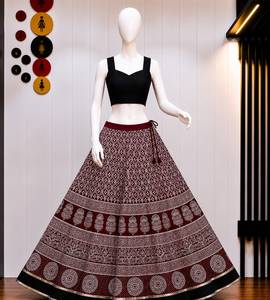 Traditional Indian Pakistani Lehenga Set Cotton Digital Print Floor-Length Skirt with <b>Maroon</b> Crop <b>Top</b> Women's Wedding Outfit - Product Image 6