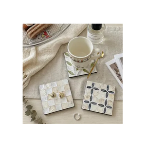 Sous-verres en nacre de haute qualité avec motif géométrique, tapis et dessous de verre résistants à la chaleur - Product Image 1