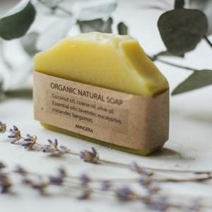 Savon artisanal de qualité, fabriqué à partir de mousse de mer irlandaise - Product Image 6