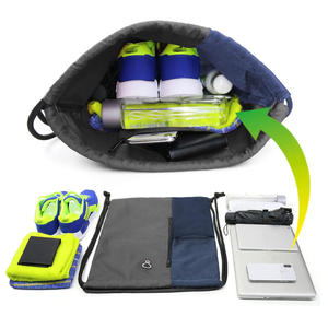 Mochila con Cordón Ajustable TITAN TREAD WEAR Modelo TTW-SB-00012 en Gris y Azul Marino con Bolsillo con Cremallera y Panel Lateral de Malla - Product Image 3