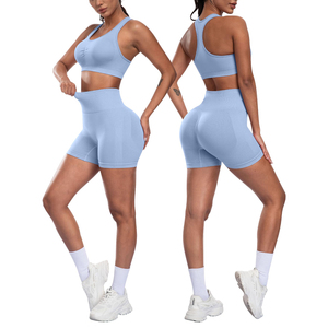 Conjunto de Yoga sin Costuras Azul Claro para Mujer, Sujetador Deportivo y Pantalones Cortos de Cintura Alta, 2 Piezas, Ropa Deportiva con Diseño Fruncido en los Glúteos - Product Image 2