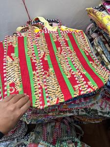 Sac à bandoulière artisanal indien, sac fourre-tout matelassé en coton imprimé au bloc, fait main - Product Image 3