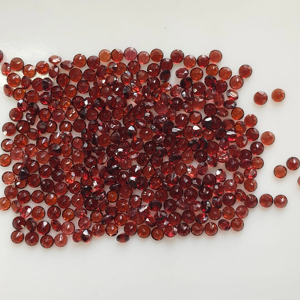 โกเมนสีแดงธรรมชาติ 3 มม. ทรงกลมเจียระไนแบบบริลเลียนท์ คุณภาพดีที่สุด พลอยเม็ดเดี่ยวสำหรับทำเครื่องประดับ - Product Image 5