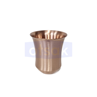 Verre à eau en cuivre écologique de qualité supérieure, gobelet métallique réutilisable grande capacité, design portable pour le bien-être et l'hôtellerie