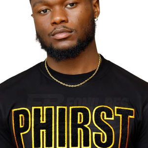 T-shirt Homme Alpha Chenille Personnalisable Noir et Or Fraternité Vie Grecque Décontracté Tendance 100% Coton Lavé Vierge - Product Image 4