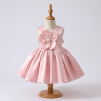 Robe de princesse rose unie en satin pour filles, coupe trapèze, longueur genou, respirante, faite à la main, avec fleurs 3D en perles, pour anniversaire, fête, mariage, demoiselle d'honneur