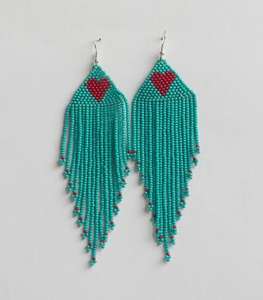 Pendientes de cuentas de vidrio modernos para mujeres modernas que realzan el armario con un diseño contemporáneo de joyería hecha a mano. - Product Image 5