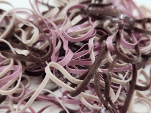 [Hecho en Corea] Bandas Elásticas para el Cabello de TPU de Alta Elasticidad, Bandas de Goma No Tóxicas en Botella (Certificación KC y OEKO-TEX / OEM y ODM Disponibles) - Product Image 4
