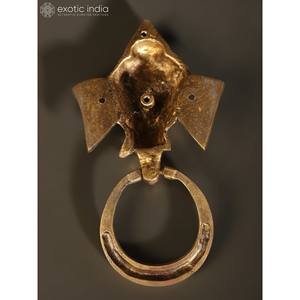 Aldaba de puerta Ganesha de 7 pulgadas hecho a mano en latón decoración del hogar escultura artículo hecho en India - Product Image 4