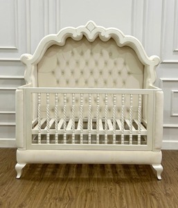 Lit bébé en bois massif de haute qualité avec dossier rembourré et tiroirs de rangement – Fabricant de meubles pour chambre d'enfant en gros - Product Image 4