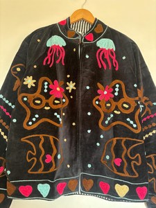 Veste courte d'hiver pour femme en velours, style bohème chic, broderie poisson et méduse, confort supérieur, motif océan, tendance explosive - Product Image 4