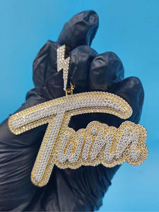 Pendentif Iced Out Thug Life, collier personnalisé avec nom, plaqué or, bijoux hip hop avec pierres en moissanite pour hommes - Product Image 1