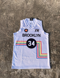 Ensemble de maillot de basket Rexfit 34 blanc, imprimé par sublimation, débardeur à col en V et short, tenue de sport unisexe toutes saisons en tissu mesh - Product Image 4