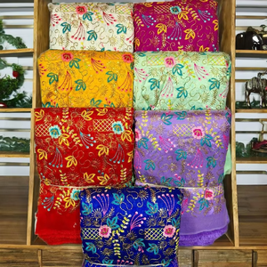 Tissu Premium Fendy en Georgette Tricoté Chaîne Polyester/Nylon/Métallique avec Perles Florales pour Vêtements de Mariage Garçons Filles Poids Moyen - Product Image 1