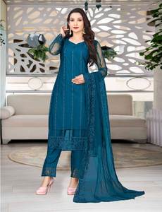 Ensemble Kurti, pantalon et dupatta pour femme avec broderie en filet et doublure en mélange de soie |   Costume de soirée à manches longues - Product Image 3