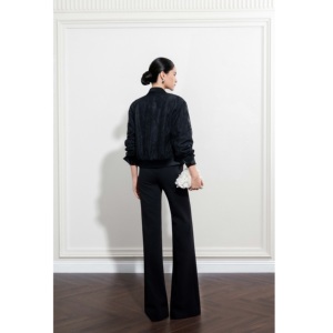 Pantalon large élégant en gros ODM ELYN WIDE-LEG PANTS, style minimaliste taille haute avec fermeture éclair latérale pour femme - Product Image 4