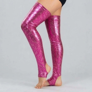Bas de danse adhérents pour femme, longueur cuisse, offrant une adhérence sûre, un tissu doux, une mobilité flexible et un ajustement confortable. - Product Image 2