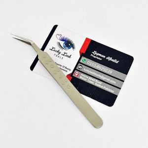 Pince à cils à volume droit à pointe en fibre nue lisse en forme de cœur personnalisable pour dames pince à cils de marque privée - Product Image 2