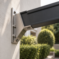 Abri de stationnement pour 2 voitures Angye, moderne et luxueux, personnalisé pour villa, avec toit en aluminium thermolaqué et auvent imperméable