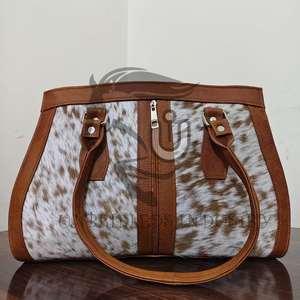 Sac à main artisanal en cuir de vachette brun et blanc avec bandoulière en cuir véritable - Product Image 5