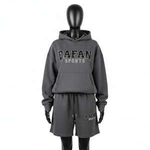 Conjunto de Sudadera con Capucha y Pantalones Cortos para Mujer, 320 GSM, Algodón Grueso, Forro Polar, Gris Carbón, Logotipo con Pedrería Brillante, Transferencia Térmica - Product Image 6