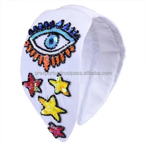 Diadema Blanca Bordada a Mano con Cuentas, Accesorio para el Cabello Étnico de Lujo Personalizado con Perlas y Lentejuelas, Duradero y de Alta Calidad para Mujer - Product Image 4