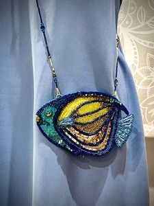 Bolso de Hombro de Lujo con Cuentas, Marca QUALITY ENTERPRISES 2026, Gran Venta, Hecho a Mano, con Cristales y Perlas Bordadas, Personalizable, para Bodas - Product Image 3