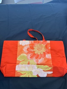 Precios Razonables, Calidad Excepcional, Bolsos Tote Japoneses Hechos a Mano con Tela de Kimono Reciclada, Tamaño Grande, Únicos, al por Mayor - Product Image 4