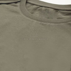 ชุดเซ็ตเสื้อผ้าฝ้ายและกางเกงขาสั้นสำหรับผู้ชาย บริการ OEM เสื้อผ้าฤดูร้อน ชุดเซ็ตเสื้อและกางเกงขาสั้นสำหรับผู้ชาย - Product Image 5