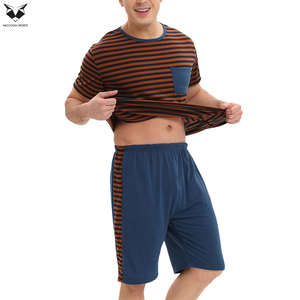 Ensemble court pour homme, design unique, respirant, tendance, de haute qualité, été, deux pièces, décontracté, avec logo personnalisé - Product Image 3