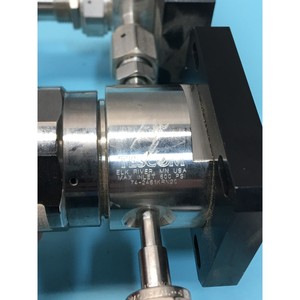 Régulateur de pression TESCOM 74-2461KRN20 + SWAGELOK - Équipements et pièces semi-conductrices de renommée mondiale - Product Image 6