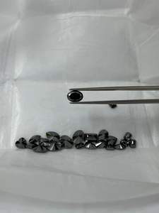 Diamant noir naturel chauffé d'origine africaine, certifié, taille brillant ronde, calibré, pour la fabrication de bijoux - Product Image 2