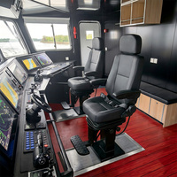 Siège de pilote de navire avec rail de guidage, siège hydraulique amortisseur, pivotant à 360° pour pont maritime et centre de contrôle de navire