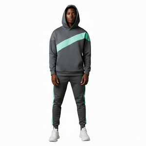 Survêtement de sport personnalisé de haute qualité pour la gym, le fitness, le jogging et la course à pied, avec logo personnalisé, en vente à prix raisonnable - Product Image 1