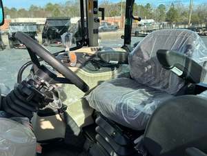 รถแทรกเตอร์ Massey Ferguson MF 4707 ปี 2025 ใหม่เอี่ยม พร้อมหัวตักหน้า FL.3522 ซื้อเลย - Product Image 6