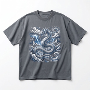 เสื้อยืดเทพเจ้าแห่งท้องทะเลโพไซดอน |   เสื้อยืดผ้าฝ้ายเนื้อหนัก 240 GSM สีฟ้าโอเชียนทีล พร้อมลายคลื่นทะเลตรีศูลไทรทัน - Product Image 6