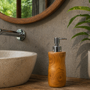 ARTERRA Distributeur de savon de salle de bain de luxe moderne, durable et écologique, en bois de teck, flacon de lotion liquide pour les mains en acier inoxydable - Product Image 5