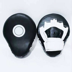 RTS Meilleure Qualité Coudières de Frappe en Cuir Personnalisées pour Kickboxing, Entraînement Professionnel, Coudières Courbes OEM pour Boxe AS-FP-10 - Product Image 6