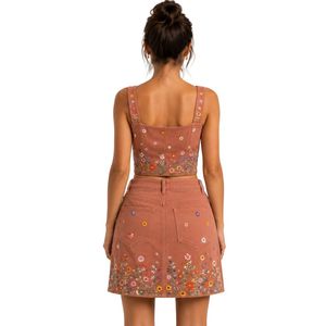 Conjunto de Top Corto y Falda Bordados para Mujer, Color Rosa Polvoriento, Diseño Floral, Verano, Dos Piezas, Logotipo Personalizado, OEM, Ropa al Por Mayor - Product Image 2