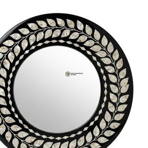 Espejo de Pared Redondo Negro de Lujo con Incrustaciones de Hojas de Madreperla Hechas a Mano y Elegante Borde Botánico - Product Image 3