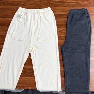 Pantalon de survêtement en molleton pour homme, taille élastique, épais, décontracté, hiver, avec poches latérales, style tricoté à devant plat - Product Image 4