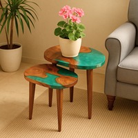 Ensemble de 3 tables gigognes personnalisées – Bois de teck avec finition en résine grise teintée brillante par faizacraft
